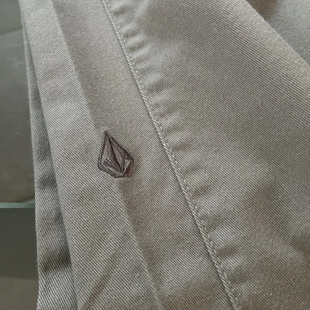 Y2K Volcom pants - Picture 10 of 12